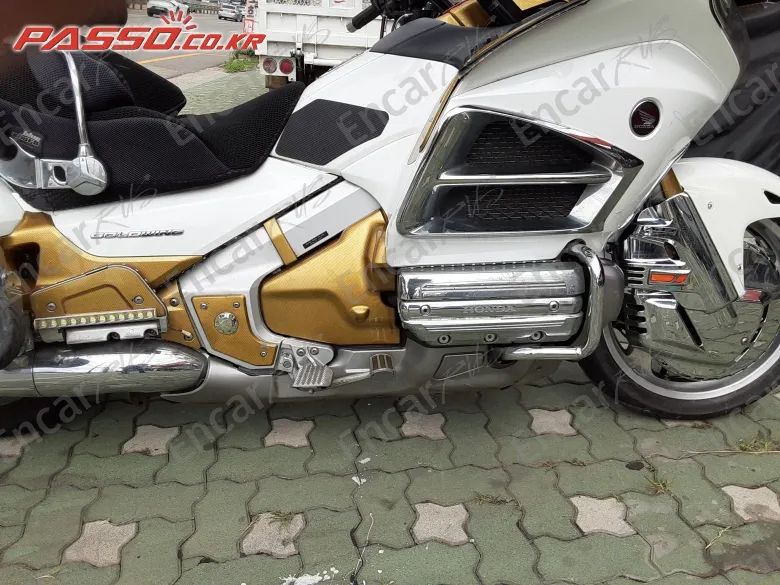 Honda Goldwing 1800 - фото 4