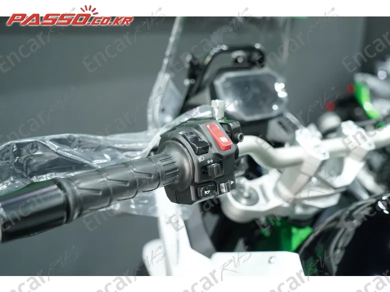 Kawasaki Kle 500 SE - фото 3