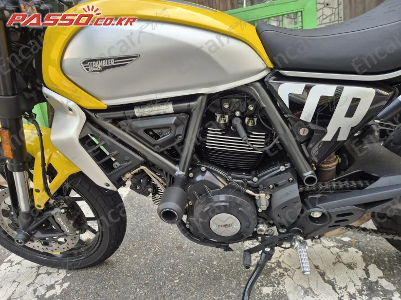 DUCATI SCRAMBLER ICON - фото 4