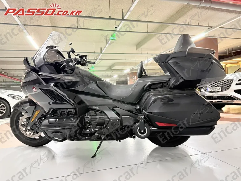 HONDA GOLDWING TOUR DCT AIRBAG - фото 1