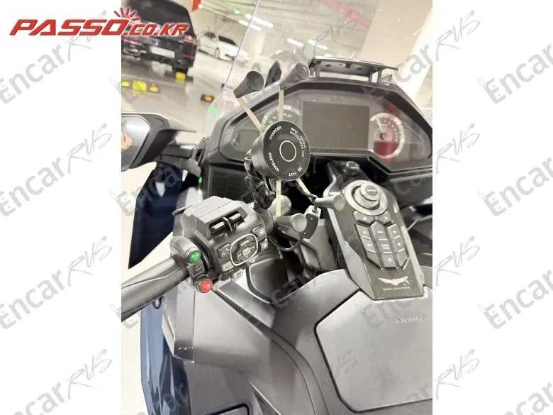 HONDA GOLDWING TOUR DCT AIRBAG - фото 3