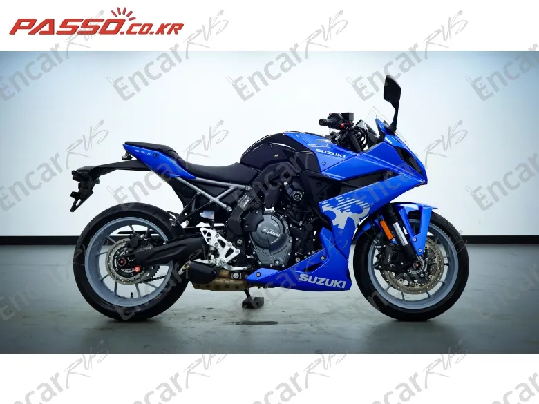 SUZUKI GSX 8 R - фото 0