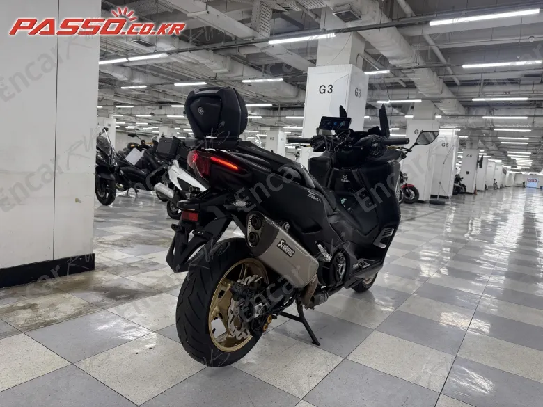 Yamaha T Max 560 - фото 4