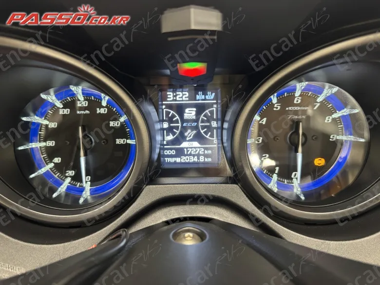 Yamaha T Max 560 - фото 6