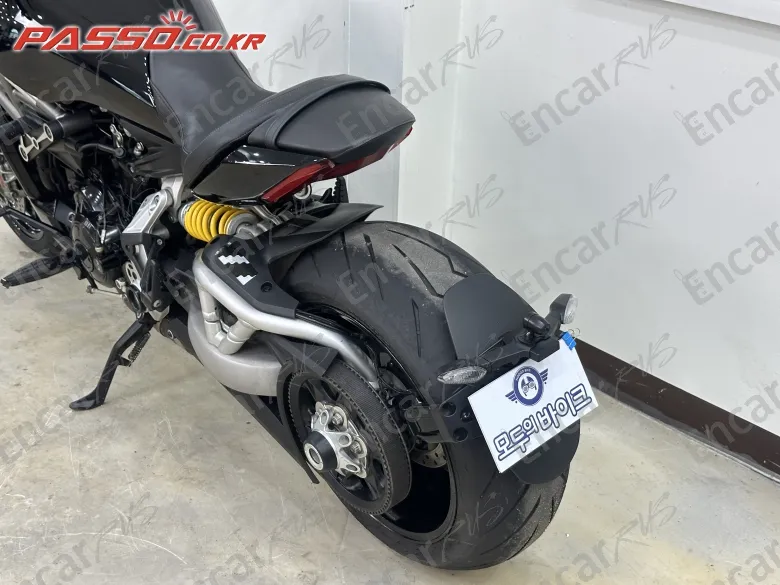 Ducati X Diavel S - фото 2