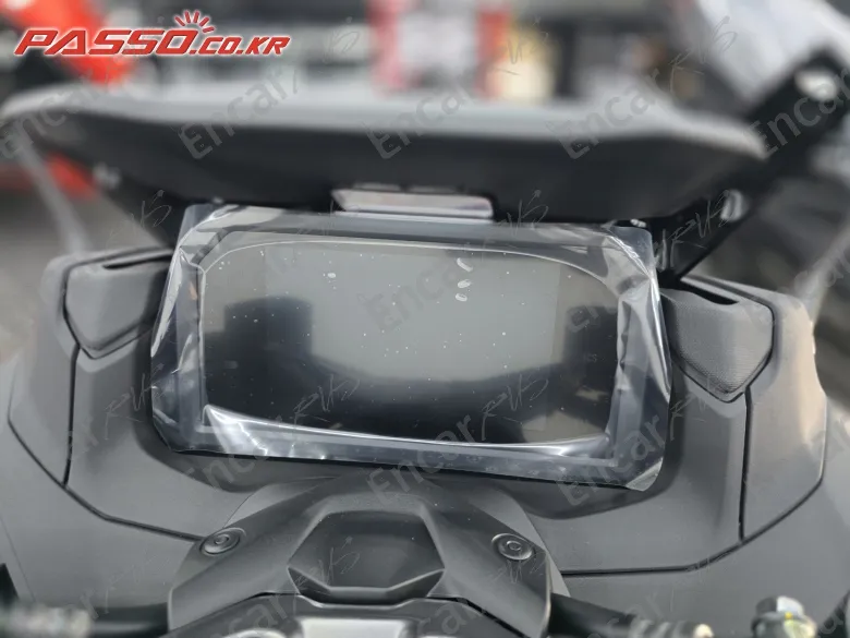 Yamaha T Max 560 - фото 6