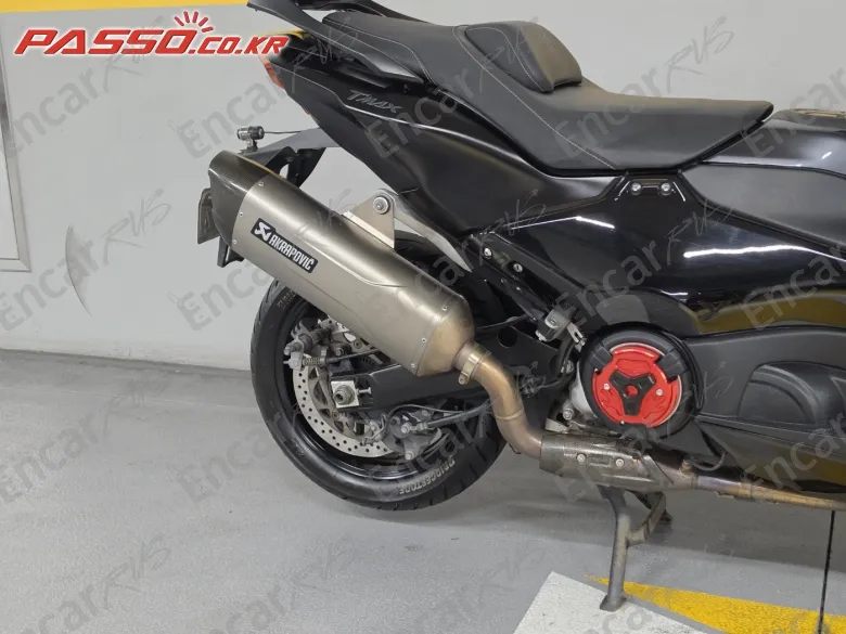 Yamaha T Max 560 - фото 6