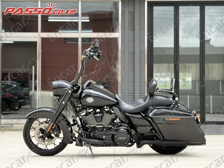 Harley-Davidson Road King Special - фото 1
