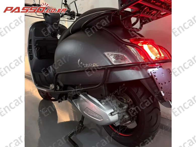 Vespa Gtv 300 Sei Giorni - фото 2