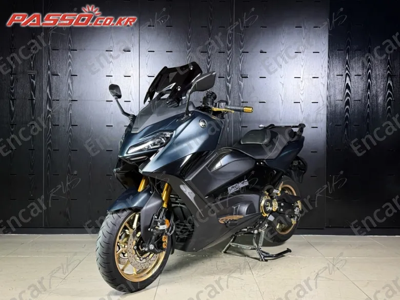 Yamaha T Max 560 - фото 1