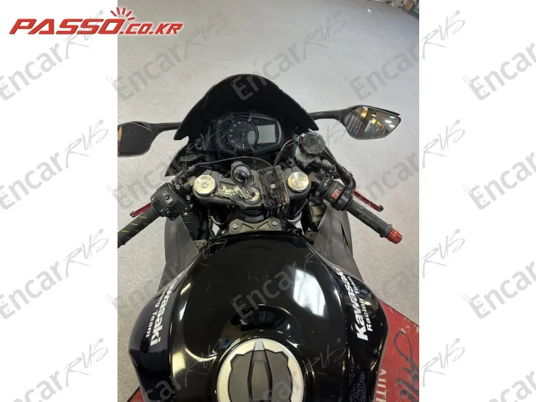 Kawasaki Zx 6 R - фото 3