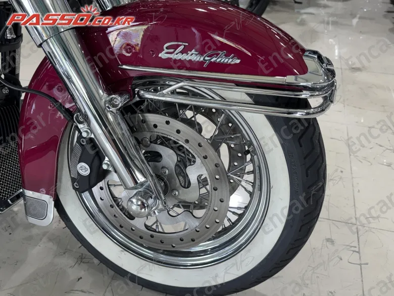 HARLEY-DAVIDSON ELECTRA GLIDE HIGHWAY KING - фото 5