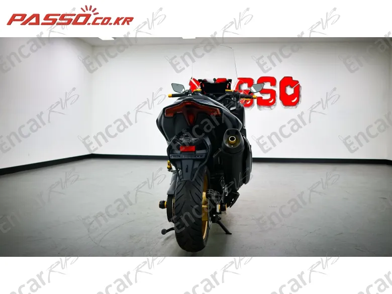 Yamaha T Max 560 - фото 2