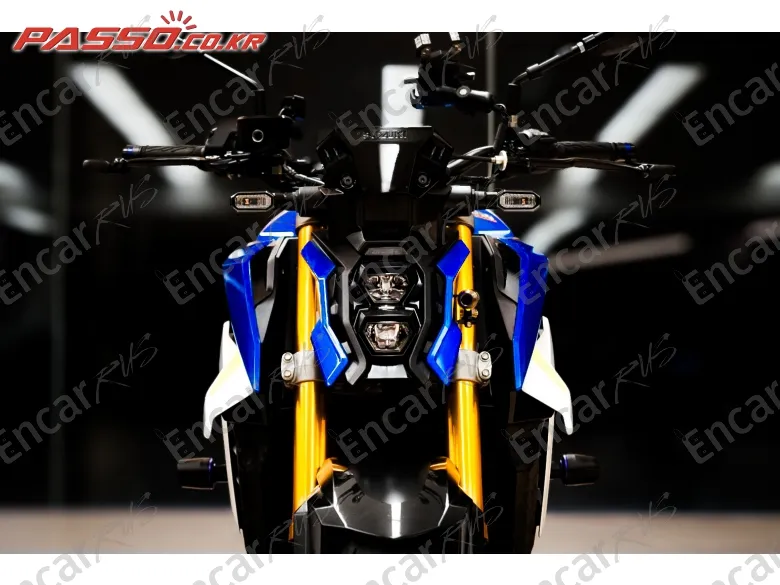 Suzuki Gsx S 1000 - фото 5