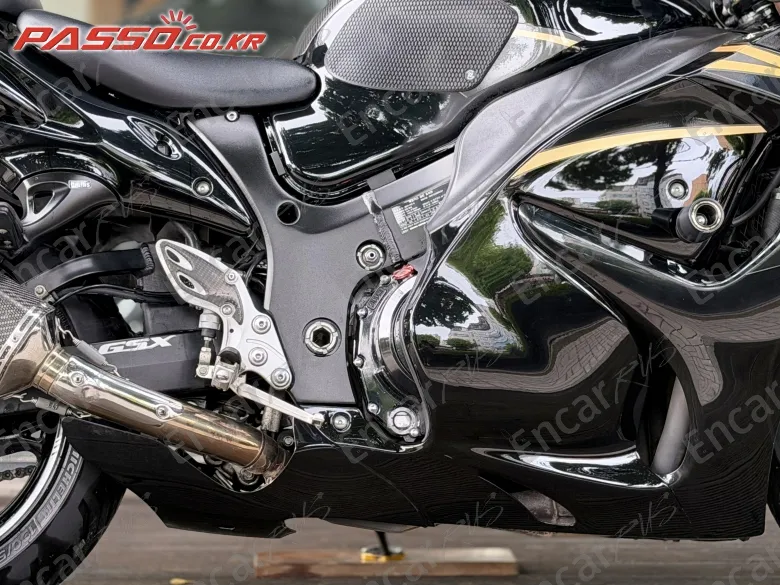 Suzuki Gsx R 1300 Hayabusa - фото 4