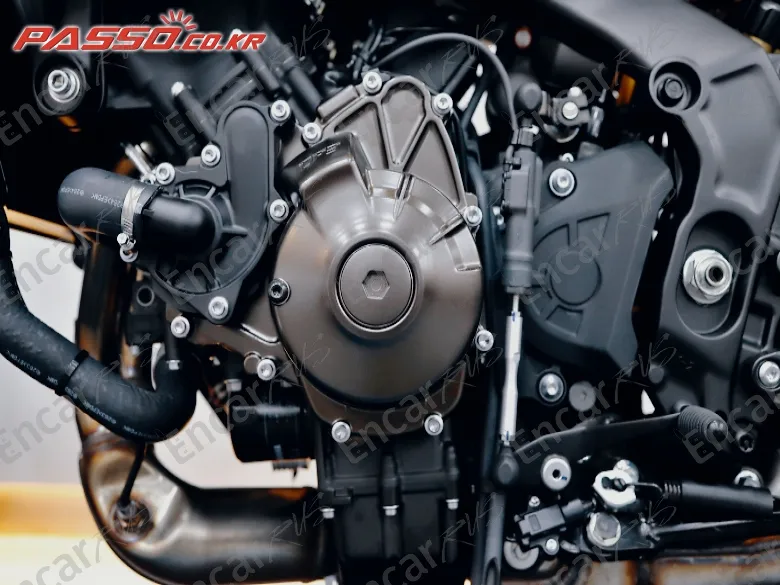 Yamaha XSR 900 GP - фото 4