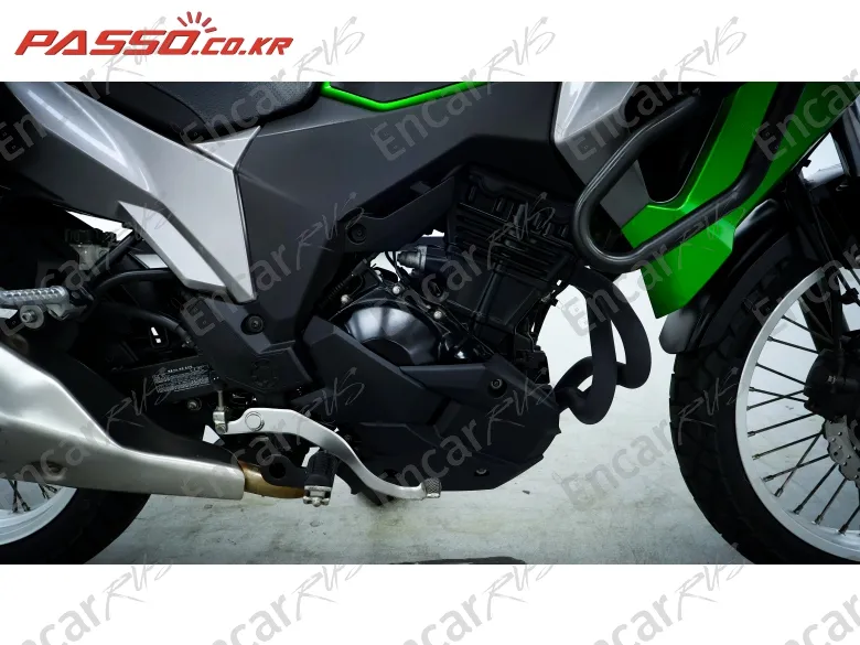 Kawasaki Versys X 300 Abs - фото 4