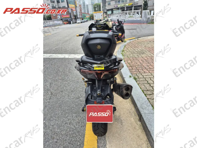 Yamaha T Max 560 - фото 2
