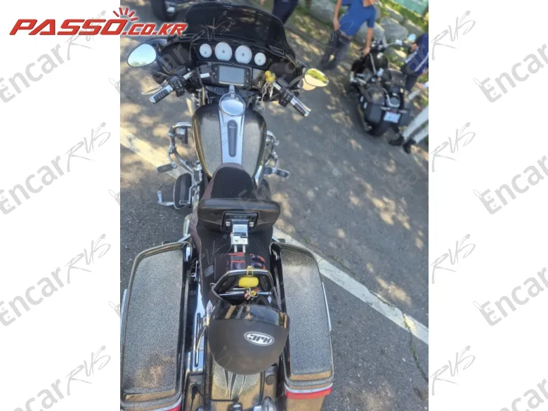 Harley-Davidson Flhxs Street Glide Special - фото 6
