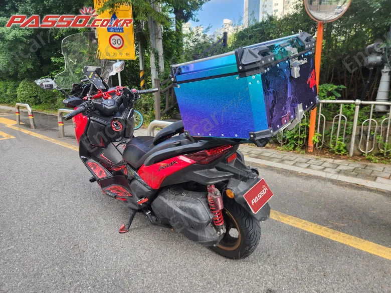 YAMAHA X MAX 300 ABS - фото 1