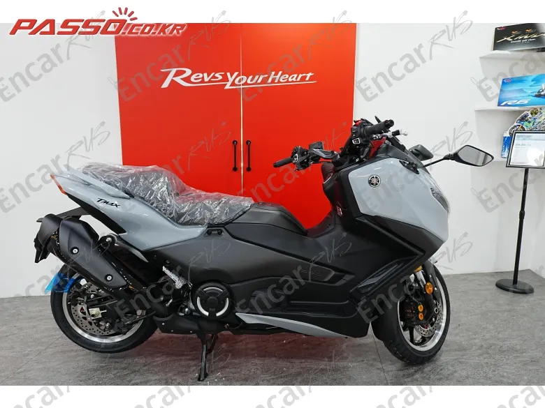 Yamaha T Max 560 - фото 0