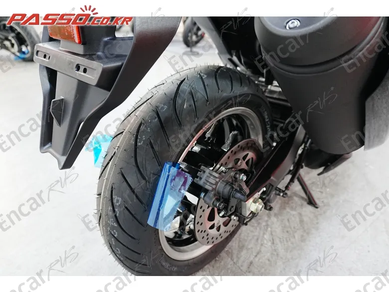 Yamaha T Max 560 - фото 5