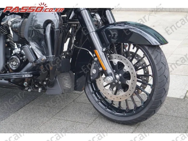 Harley-Davidson Road King Special - фото 5