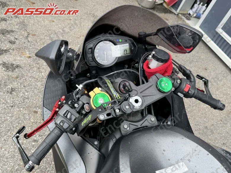 Kawasaki Zx 6 R - фото 3