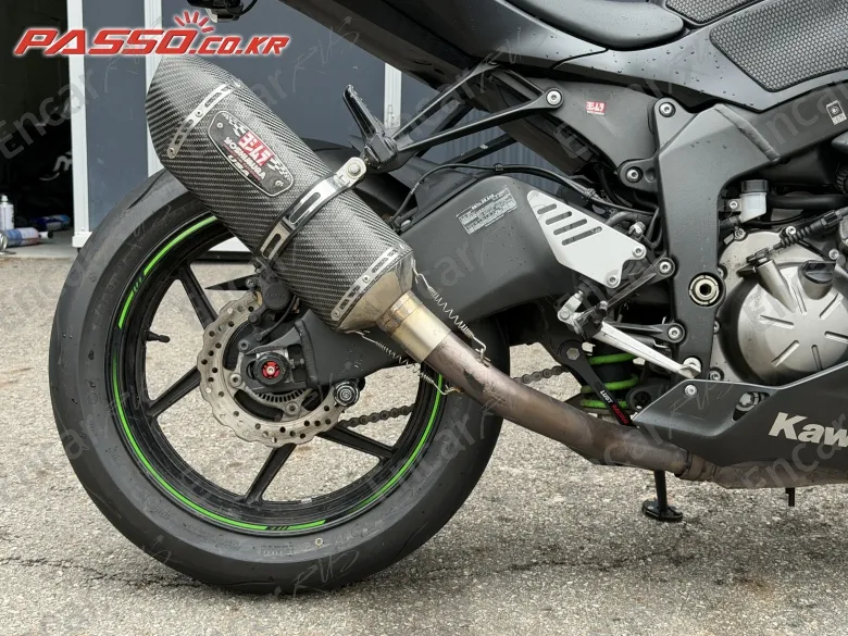 Kawasaki Zx 6 R - фото 5