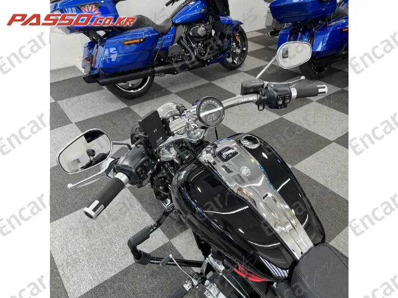 HARLEY-DAVIDSON BREAKOUT 117 - фото 3