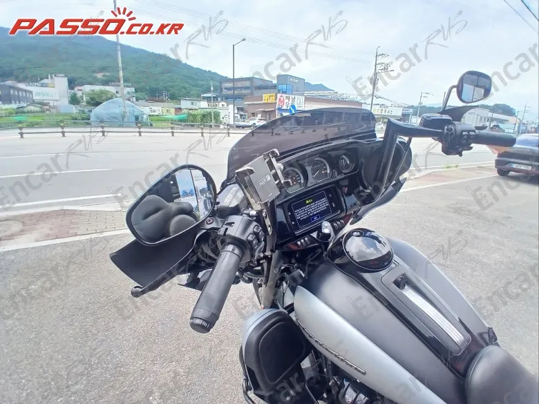 HARLEY-DAVIDSON ULTRA LIMITED - фото 3