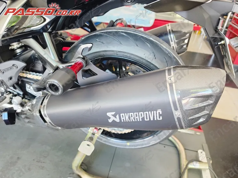 SUZUKI GSX R 1300 HAYABUSA - фото 6