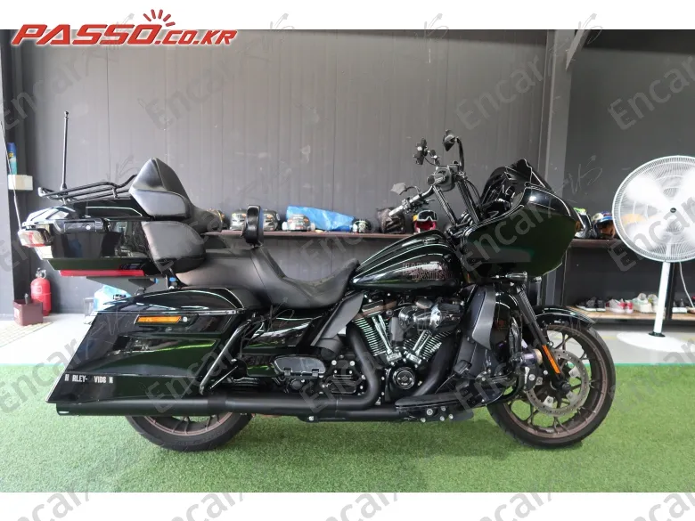 HARLEY-DAVIDSON ROAD GLIDE ST - фото 0