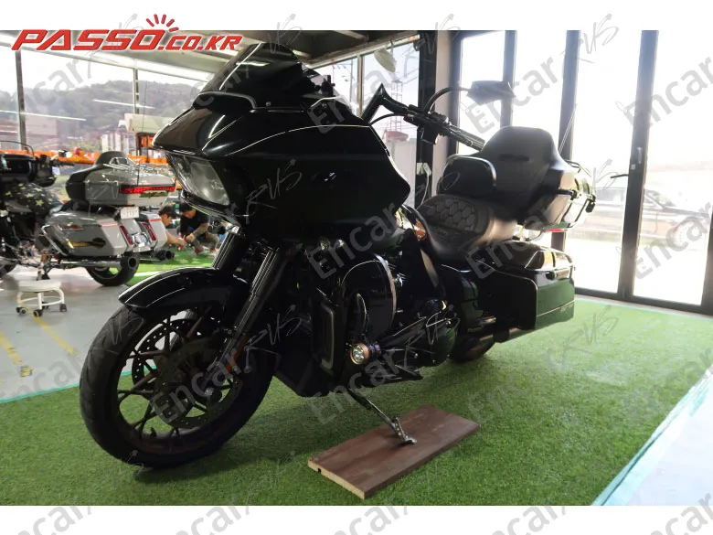 HARLEY-DAVIDSON ROAD GLIDE ST - фото 1