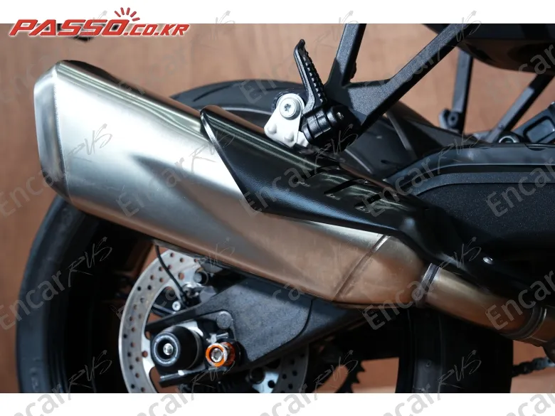 KTM 990 DUKE - фото 6
