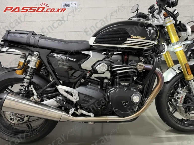 TRIUMPH SPEED TWIN 1200 - фото 0
