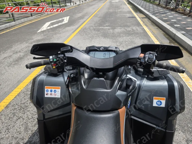 BRP CAN-AM OUTLANDER MAX LIMITED 1000 - фото 3