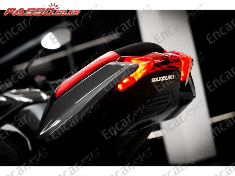 SUZUKI KATANA GSX S 1000 - фото 4