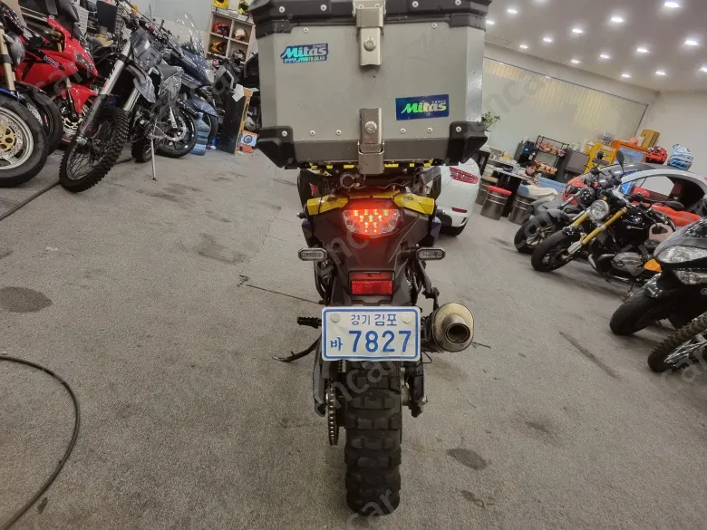 SUZUKI V STROM 800 DE - фото 2