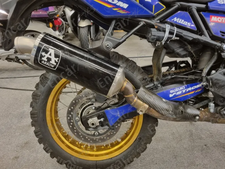 SUZUKI V STROM 800 DE - фото 6