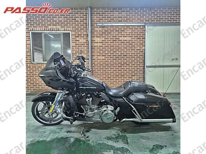 Harley-Davidson Fltr - фото 1