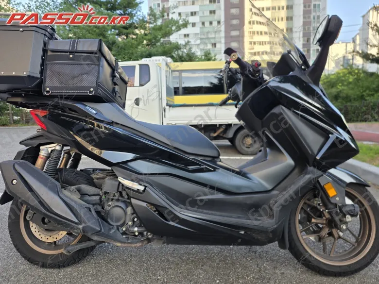 Honda Forza 350 - фото 0
