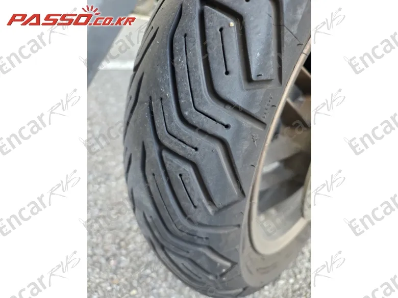 Honda Forza 350 - фото 5