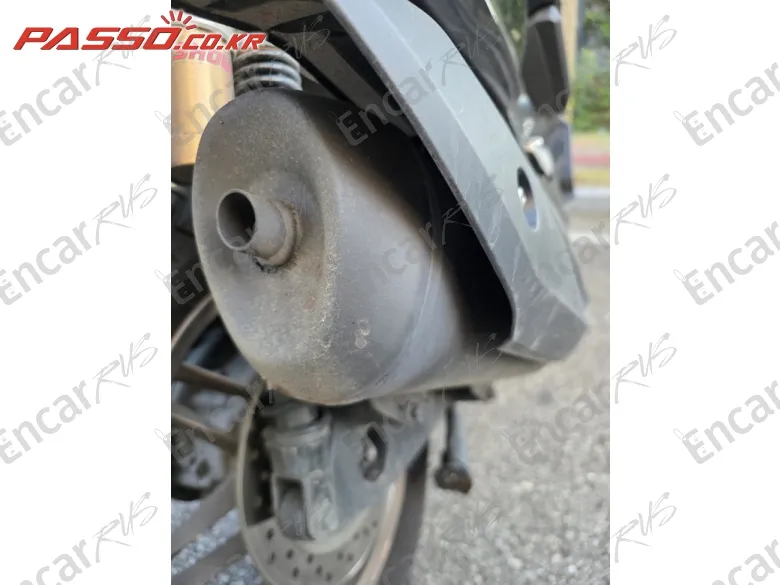Honda Forza 350 - фото 6