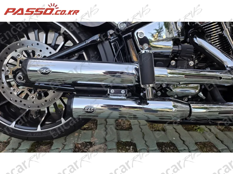 Harley-Davidson Breakout 117 - фото 6