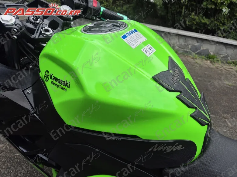 Kawasaki Ninja 400 Abs - фото 3