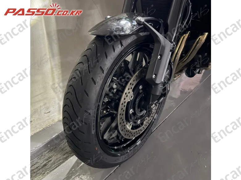 Kawasaki Z 900 Rs Abs - фото 5