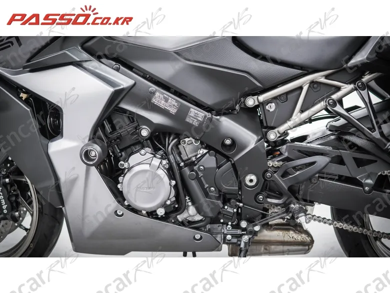 SUZUKI GSX S 1000 GT - фото 4