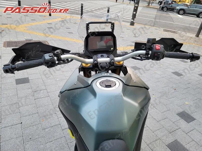 Suzuki V Strom 800 De - фото 3