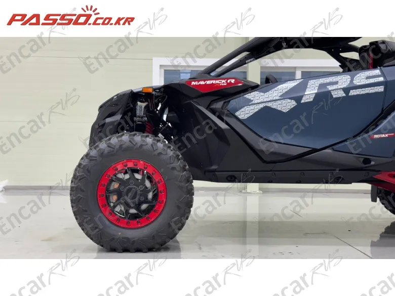 BRP Can-Am Maverick X3 X RS - фото 1